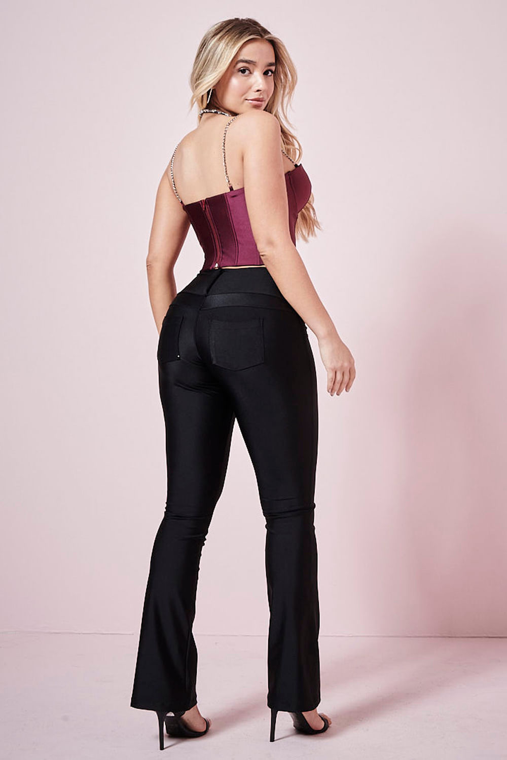 01040100_060_2-PG-CALCA-FLARE-CINTURA-BAIXA 01040100_060_2-PG-CALCA-FLARE-CINTURA-BAIXA