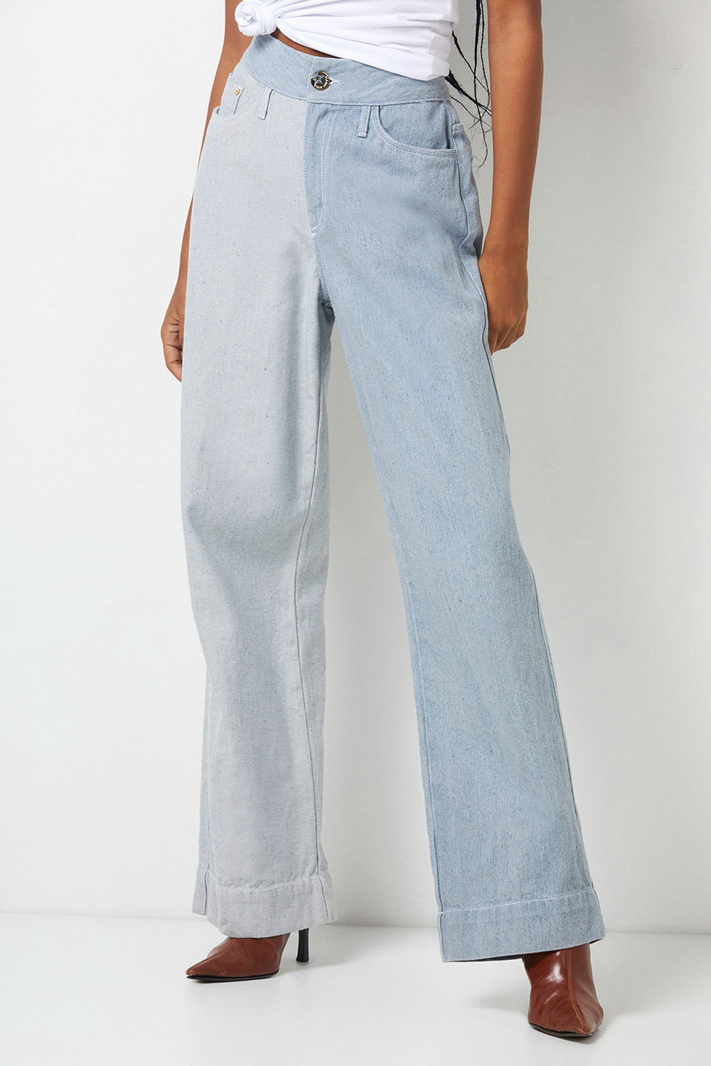 Calça Jeans Feminina Wide Leg Délavé Planet Girls Jeans Claro 3