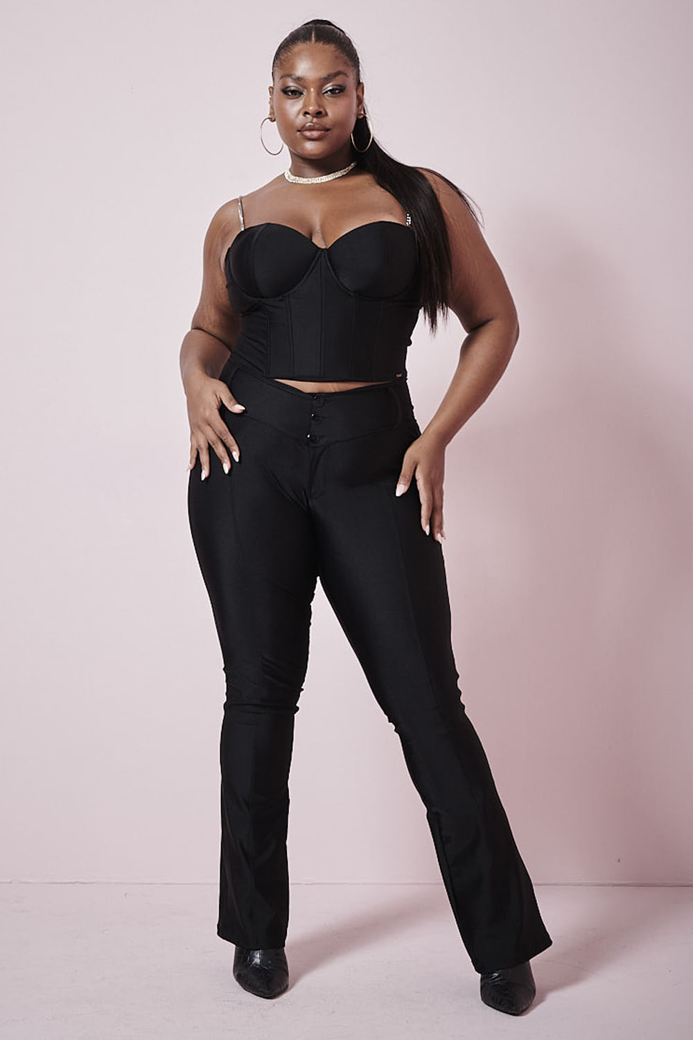 PGFBLPLA0370_060_3-PG-CROPPED-COM-BOJO-E-CORRENTE