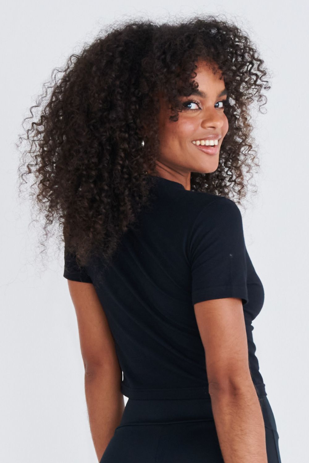 04072816_060_2-PG-CAMISETA-CROPPED-APLIQUE-LATERAL