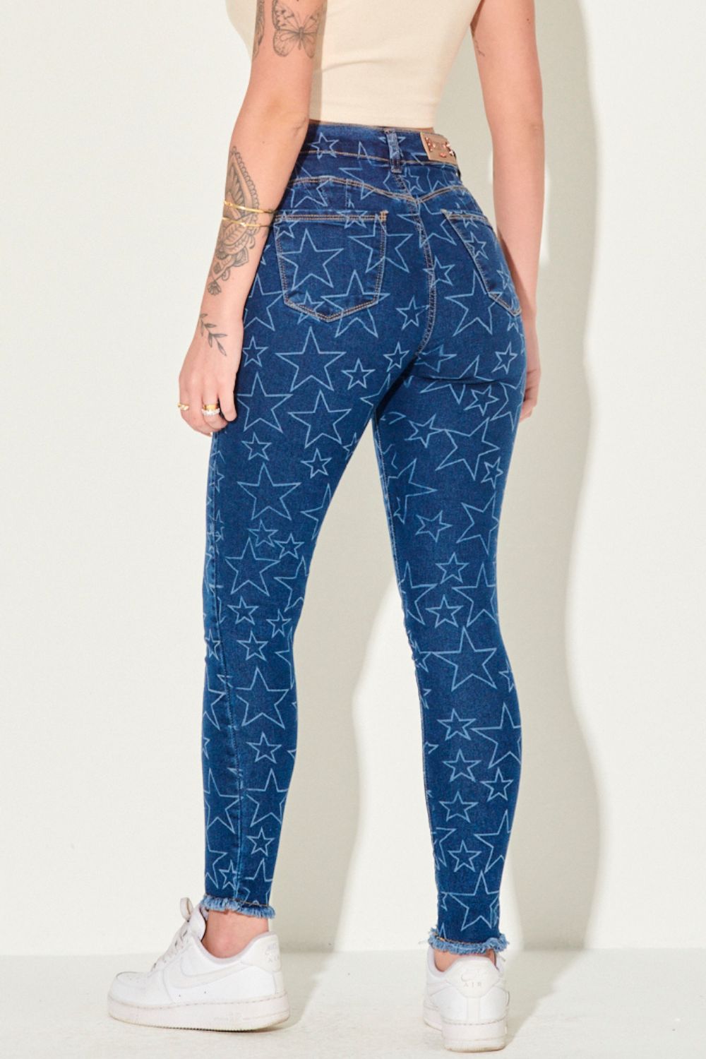 01052501_017_4-PG-CALCA-JEANS-FEM-SKINNY-GRIF-EST