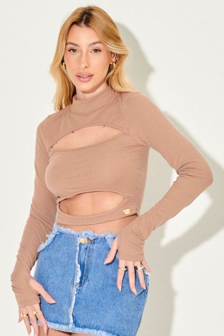 10070871_051_1-PG-BLUSA-CROPPED-ABERTURA-NO-SEIO
