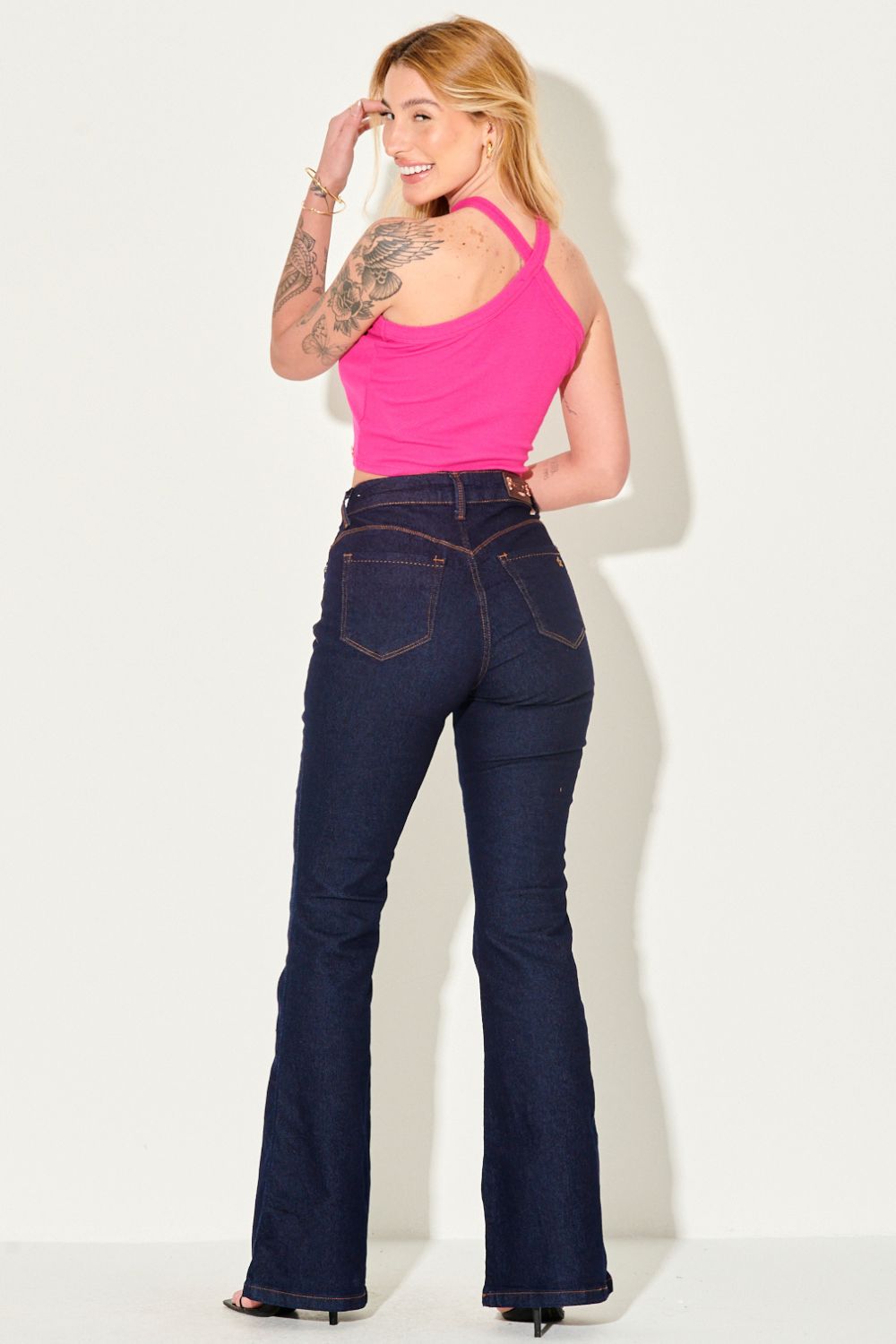 10070804_042_4-PG-BLUSA-CROPPED-ALCA-CRUZADA