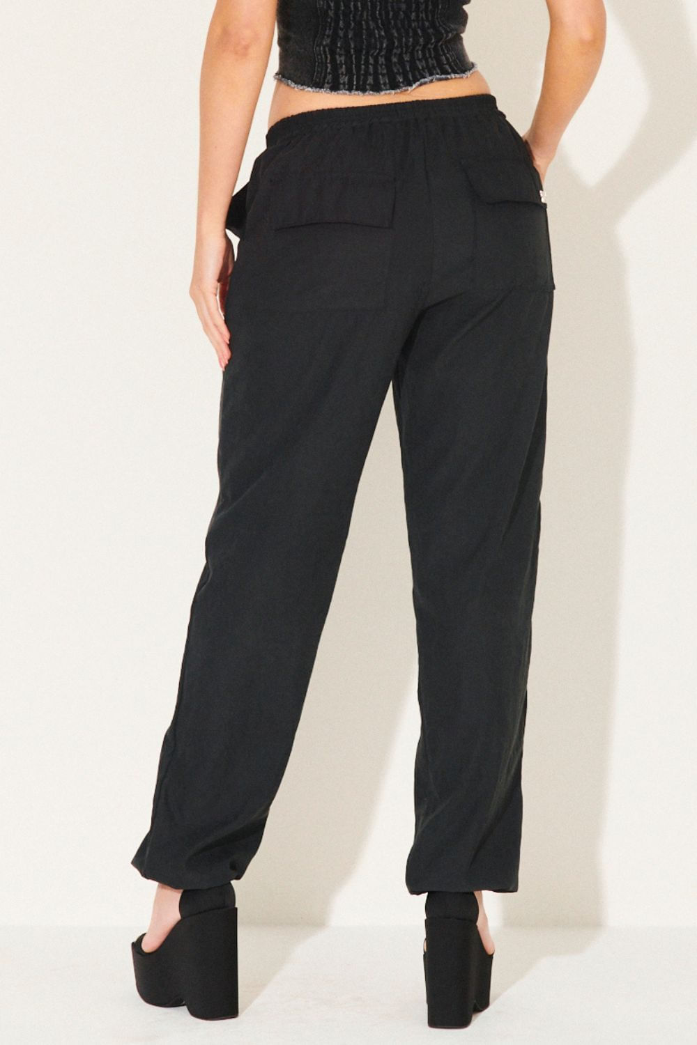 01070381_060_4-PG-CALCA-JOGGER-COM-AJUSTE