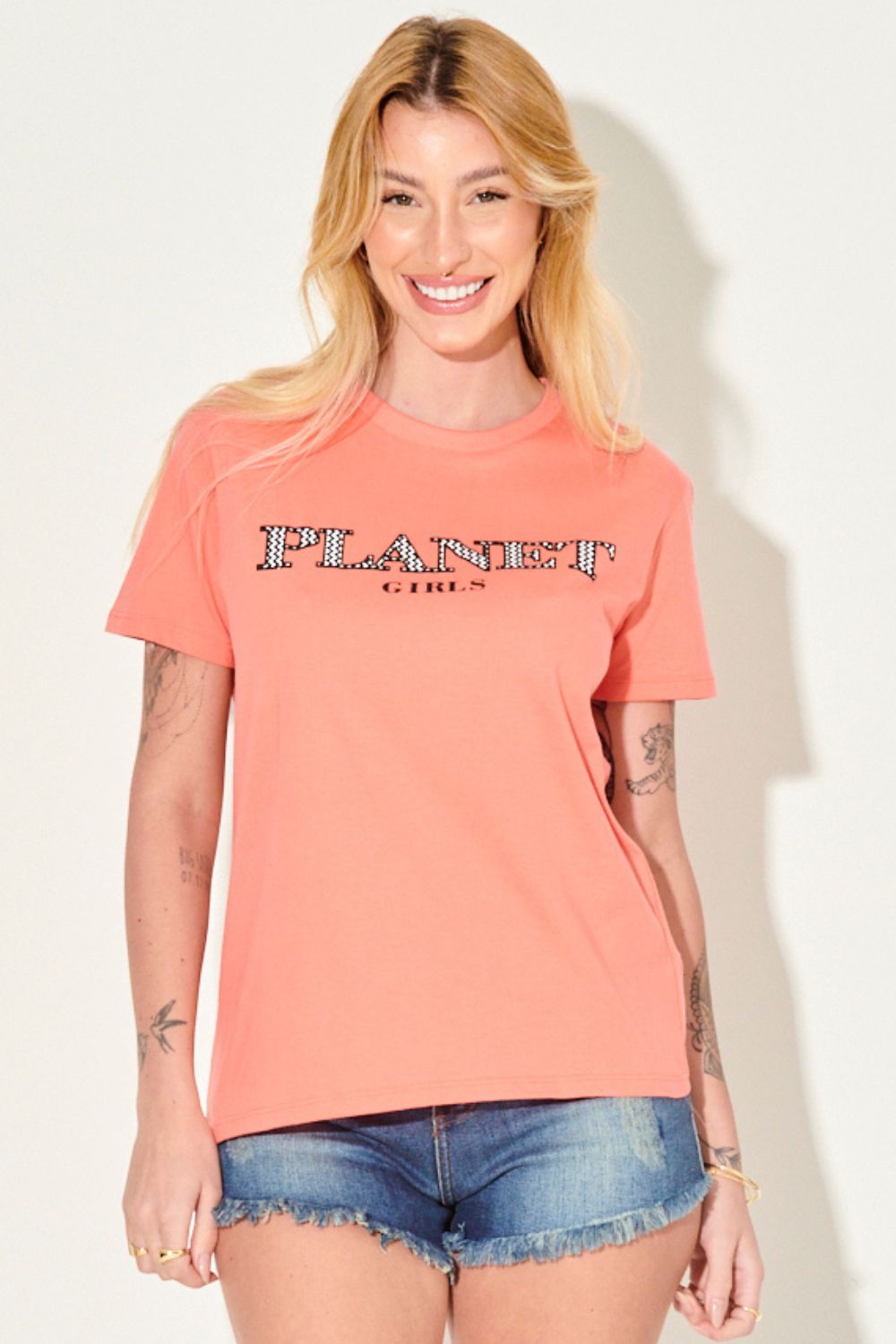 Camiseta Feminina Estampa Logo Estilizado Planet Girls - Planet Girls