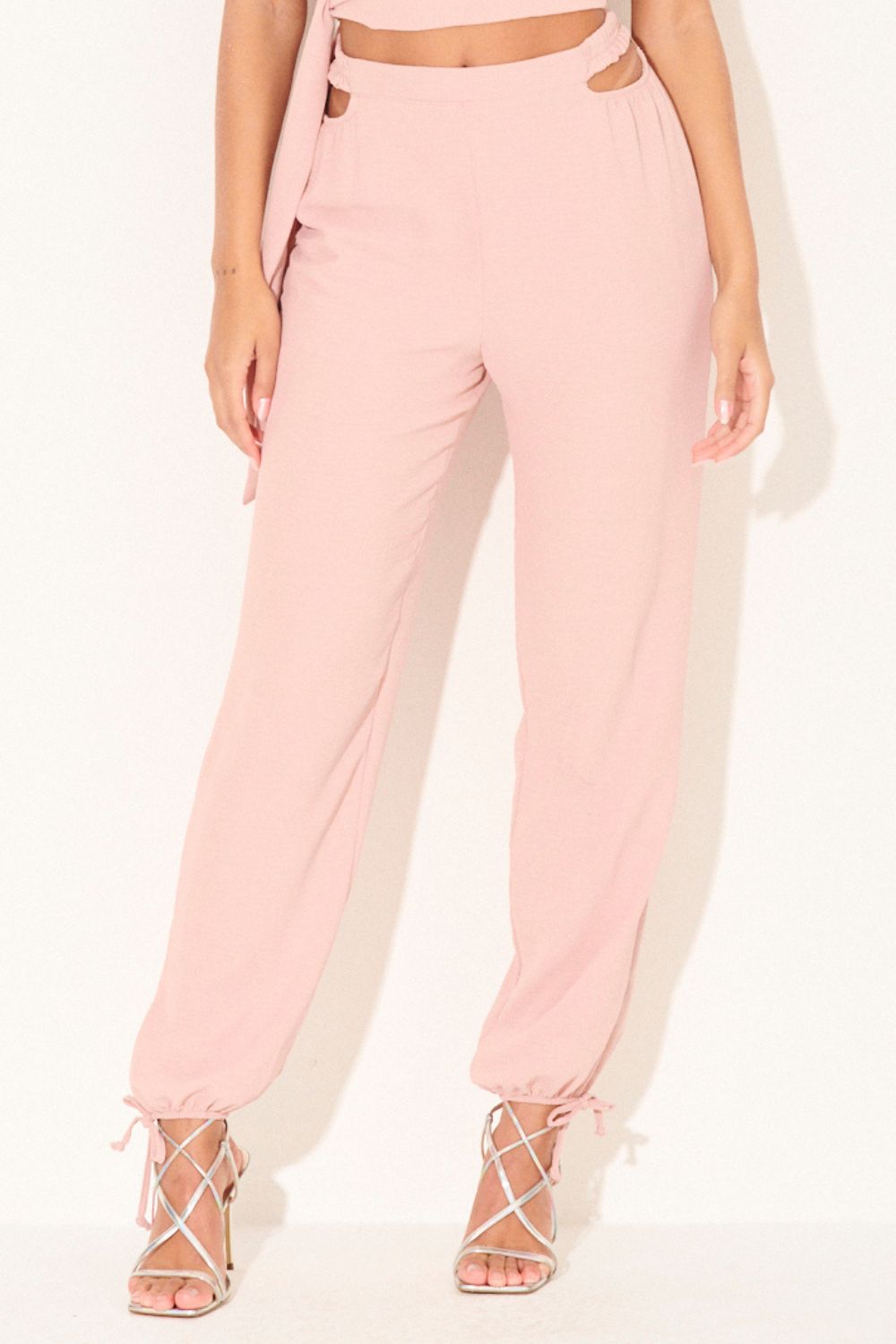 01130270_003_3-PG-CALCA-COM-DETALHE