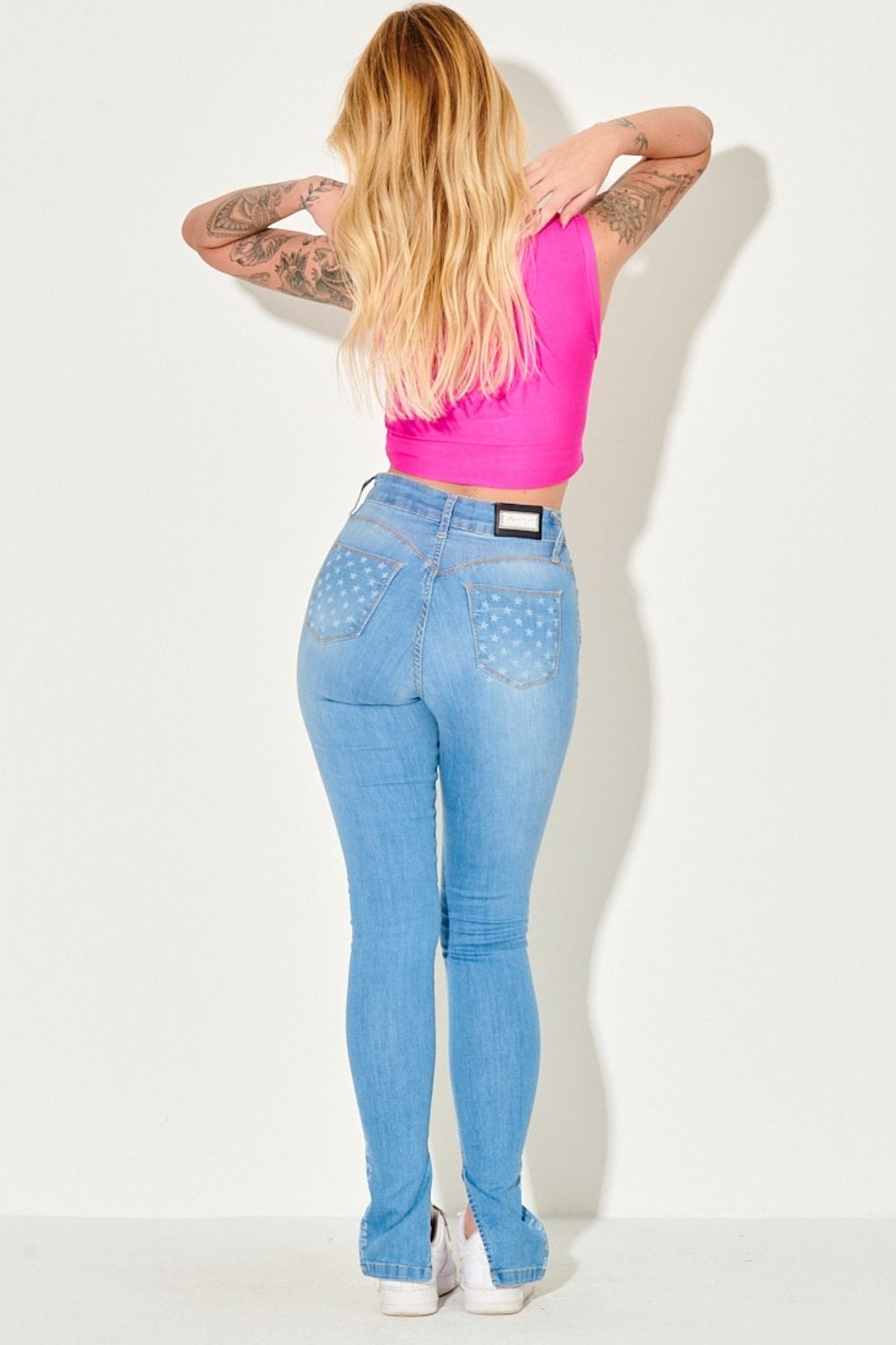 01052391_016_3-PG-CALCA-FEM-JEANS-SKINNY-BOLSOS-ESTRELA