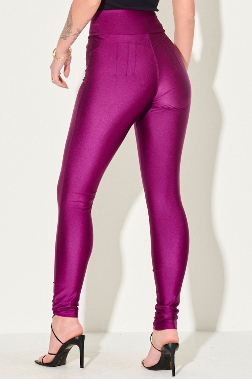 023201040059_046_4-PG-CALCA-UP-GLAM-ZIPER-FRONTAL