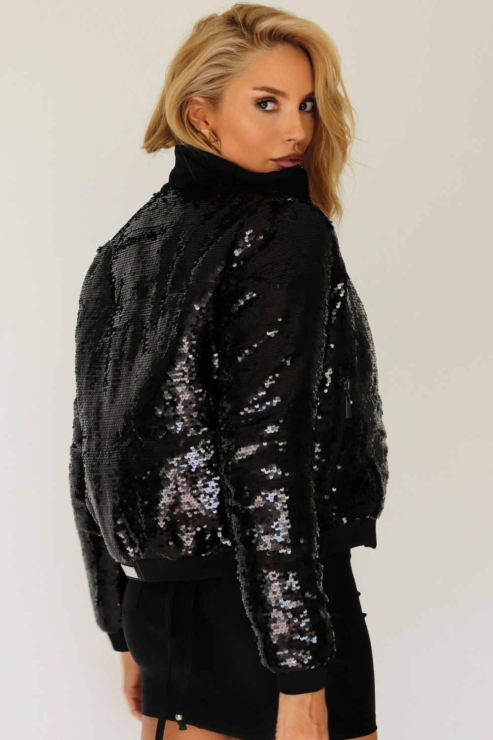 06130100_060_2-PG-JAQUETA-COM-BRILHO 06130100_060_2-PG-JAQUETA-COM-BRILHO