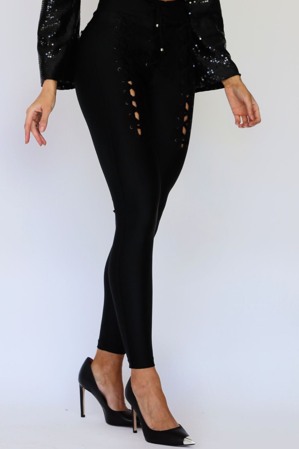 023101040062_060_2-PG-CALCA-SKINNY-UP-GLAM-RECORTE-NA-COXA 023101040062_060_2-PG-CALCA-SKINNY-UP-GLAM-RECORTE-NA-COXA