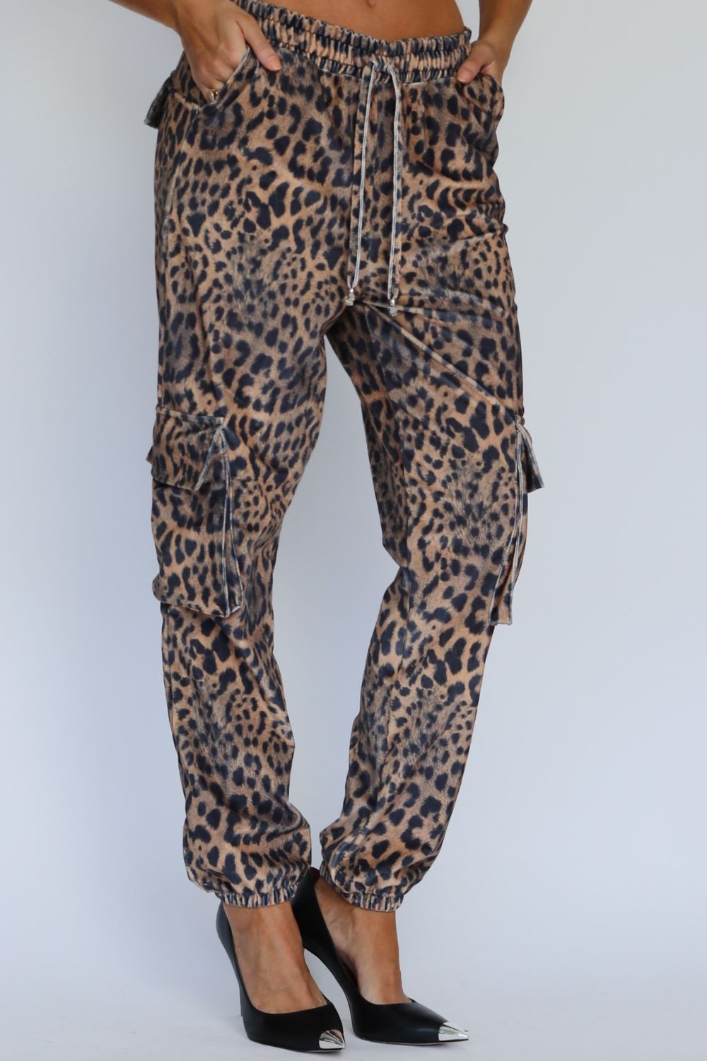 Calça jogger onça fashion