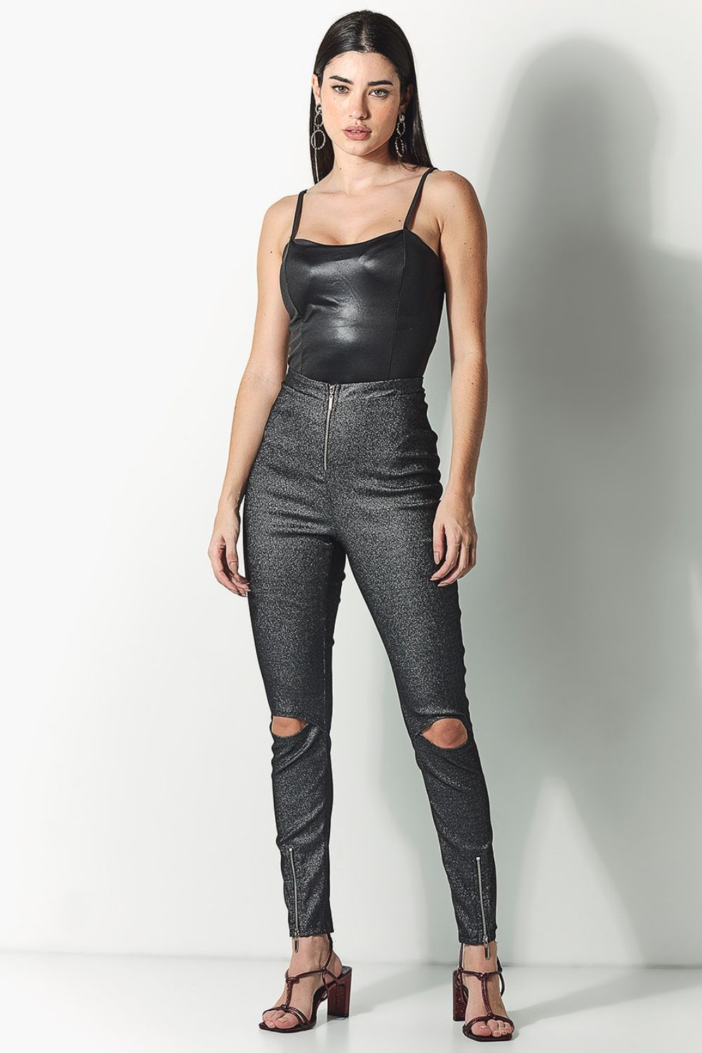 023101130071_063_1-PG-CALCA-SKINNY-C-ABERTURA-NO-JOELHO 023101130071_063_1-PG-CALCA-SKINNY-C-ABERTURA-NO-JOELHO