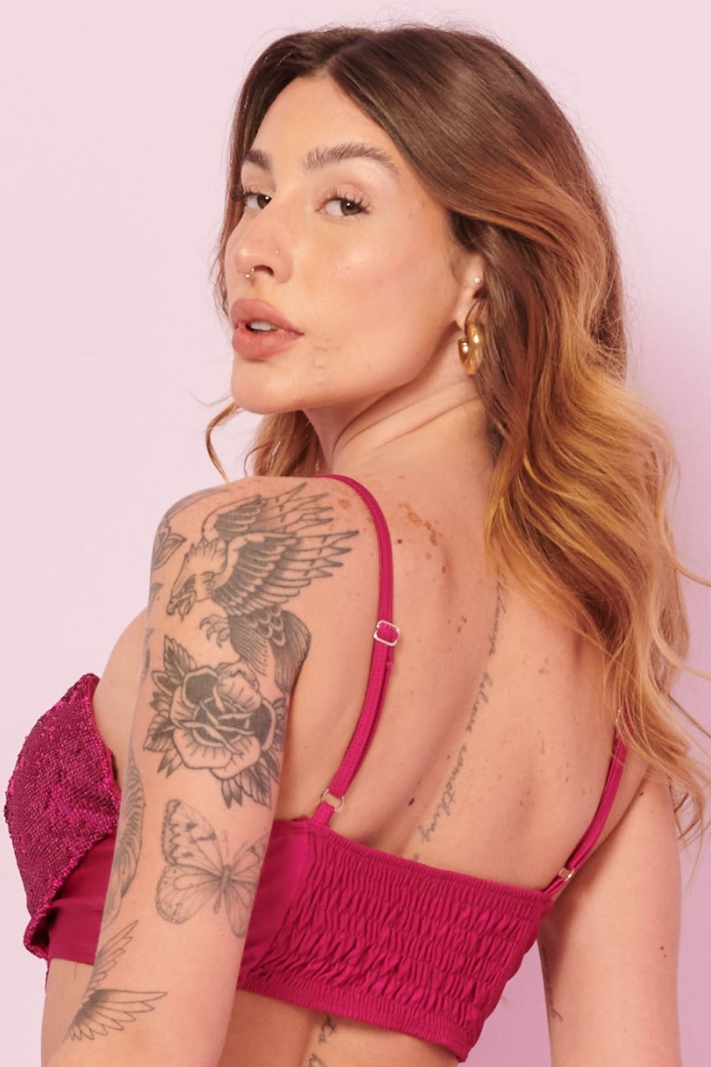 10130463_041_2-PG-BLUSA-DECOTE-CORACAO-ALCA-BRILHO 10130463_041_2-PG-BLUSA-DECOTE-CORACAO-ALCA-BRILHO