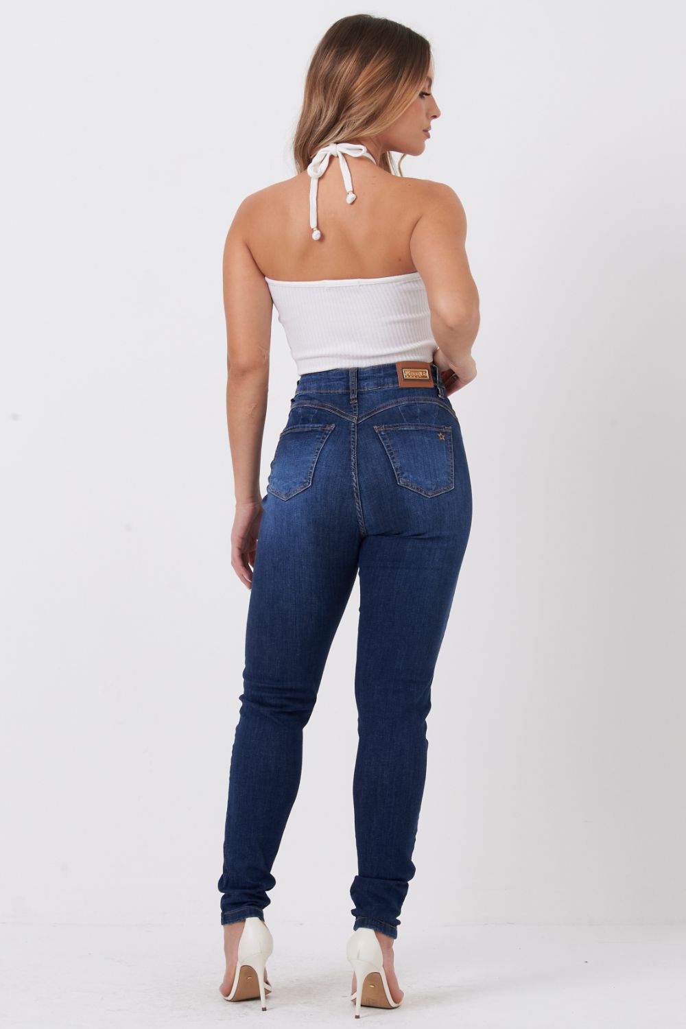 21160008_007_4-PG-TOP-CROPPED-COM-AMARRACAO