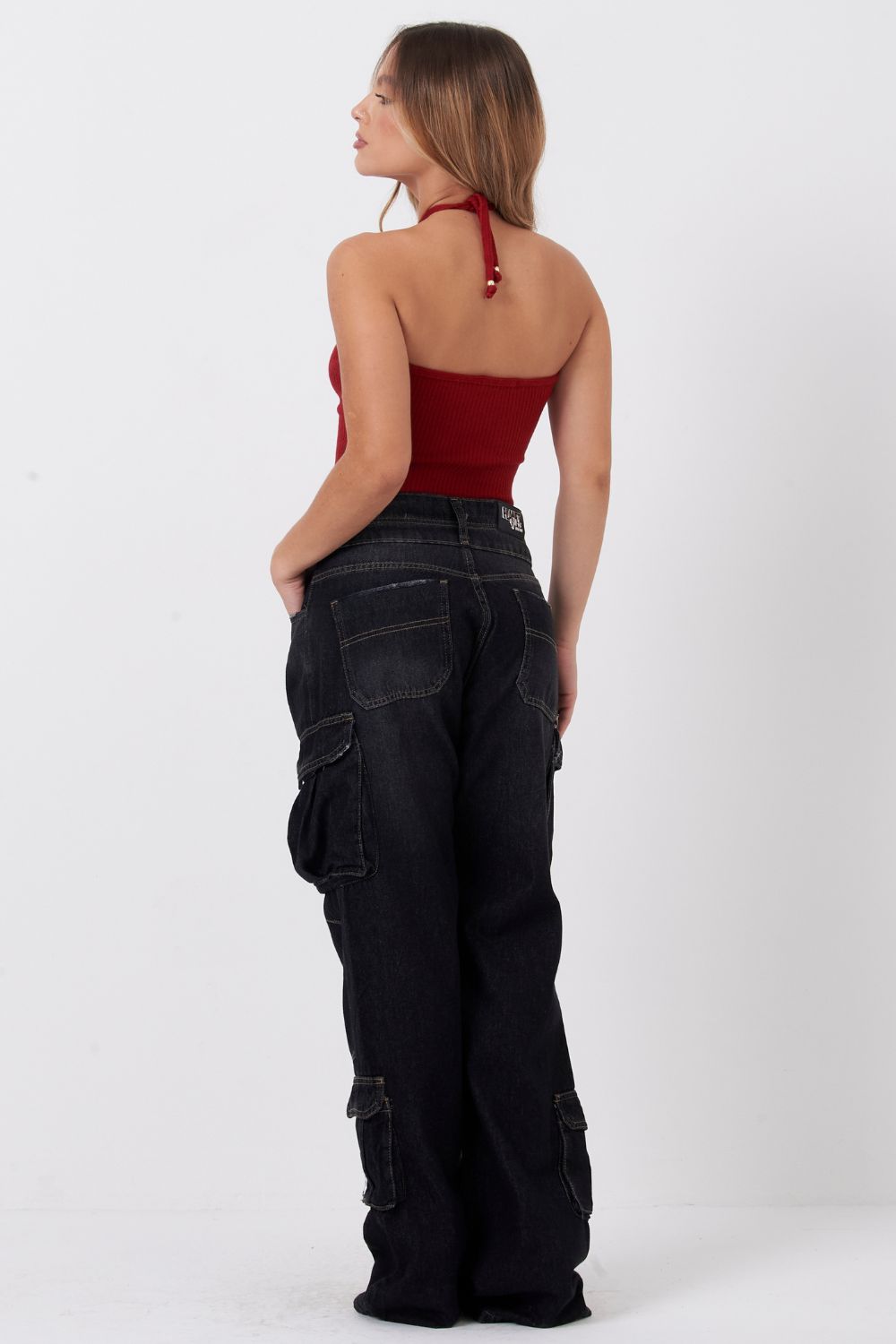 21160008_027_4-PG-TOP-CROPPED-COM-AMARRACAO