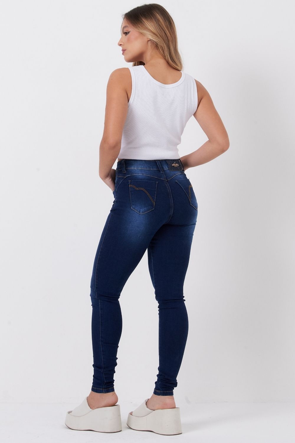 01052984_018_3-PG-CALCA-JEANS-MINI-BOLSO-HIDRA-JEANS-LA 01052984_018_3-PG-CALCA-JEANS-MINI-BOLSO-HIDRA-JEANS-LA