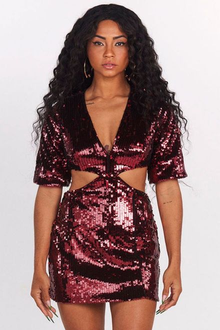 023120130383-027-1-PG-VESTIDO-CURTO-PAETE-COM-RECORTE