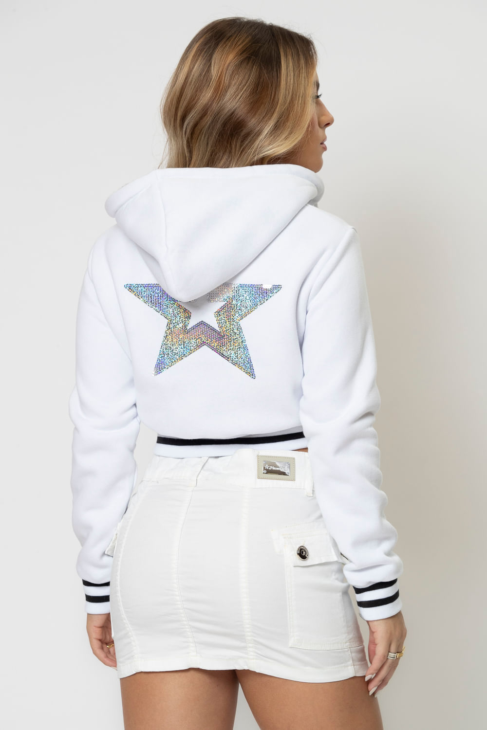 Moletom Cropped Dupla Face Com Relevo Planet Girls Branco 2