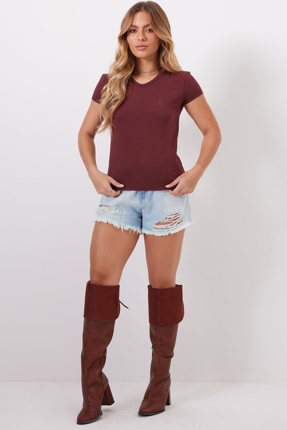 Camiseta Feminina Decote v Planet Girls Vinho 3