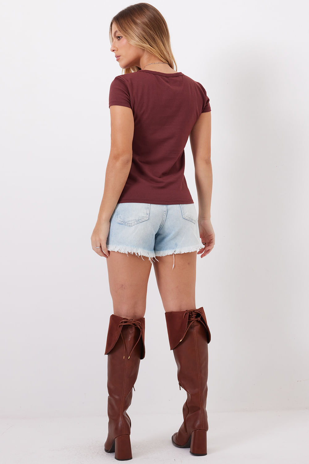 Camiseta Feminina Decote v Planet Girls Vinho 4