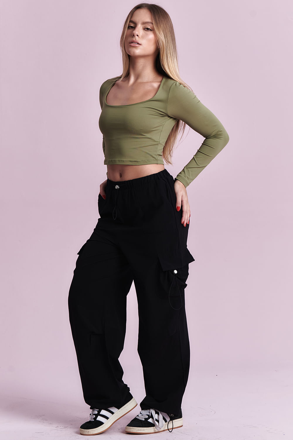 Calça Feminina Jogger Bolso Lateral Planet Girls Preto 2