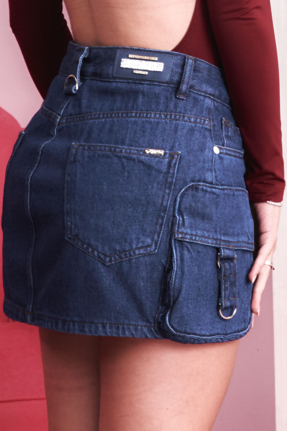 19054008_018_3-PG-SAIA-JEANS-CURTA-CARGO-FIVELAS