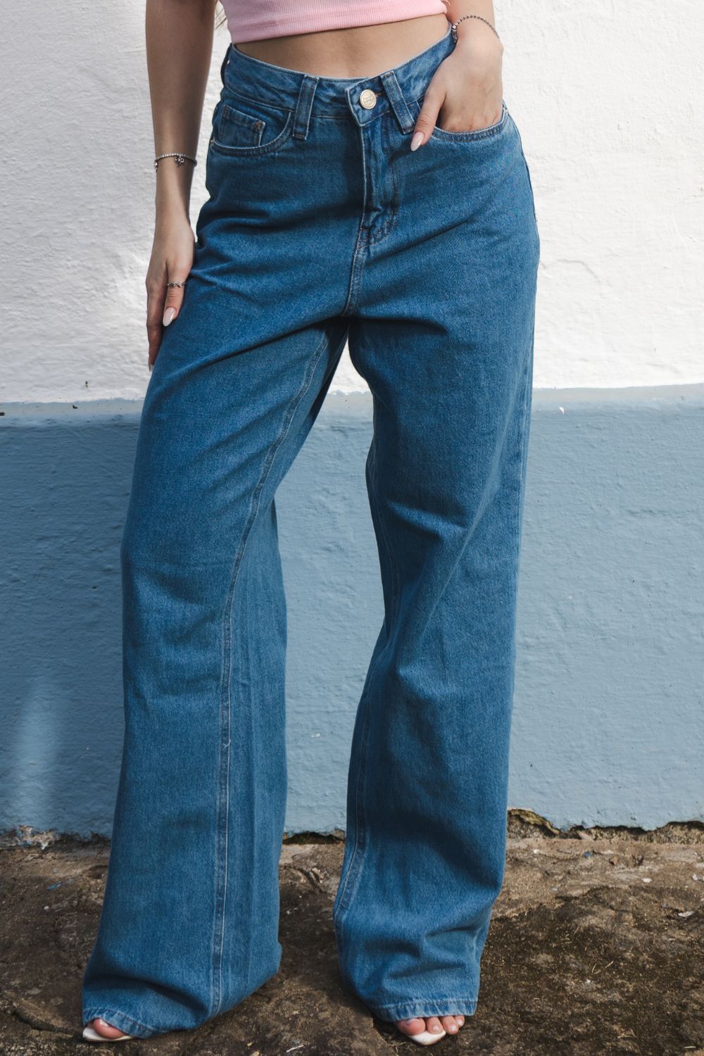 01054556_017_2-PG-CALCA-FEM-JEANS-RELAXED-LACO