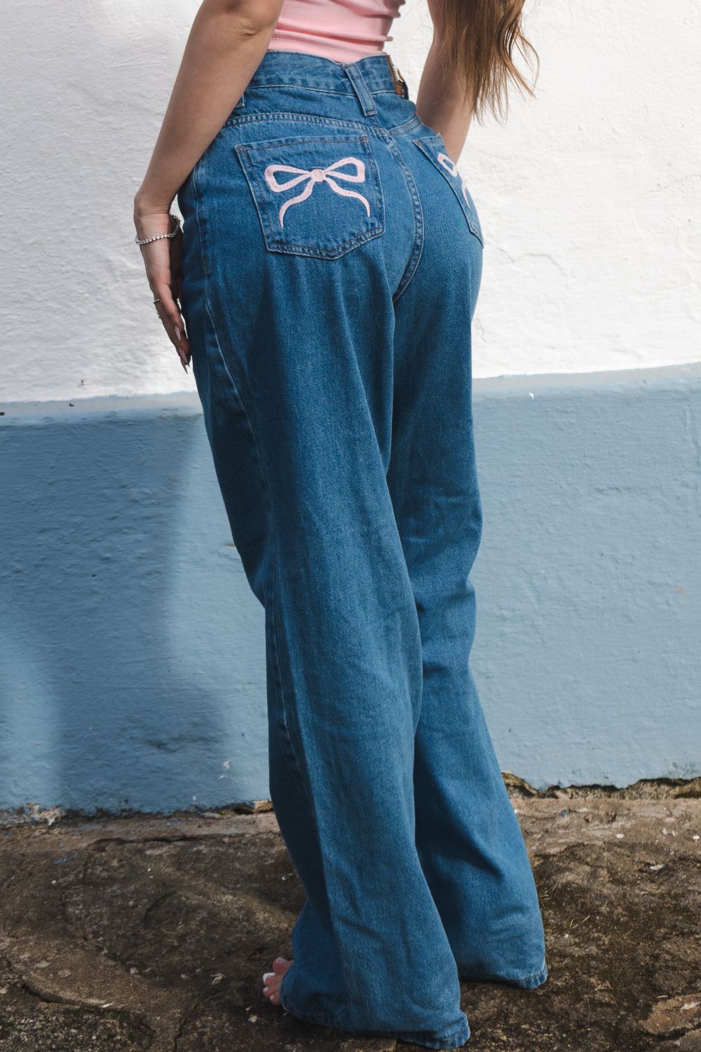 01054556_017_3-PG-CALCA-FEM-JEANS-RELAXED-LACO