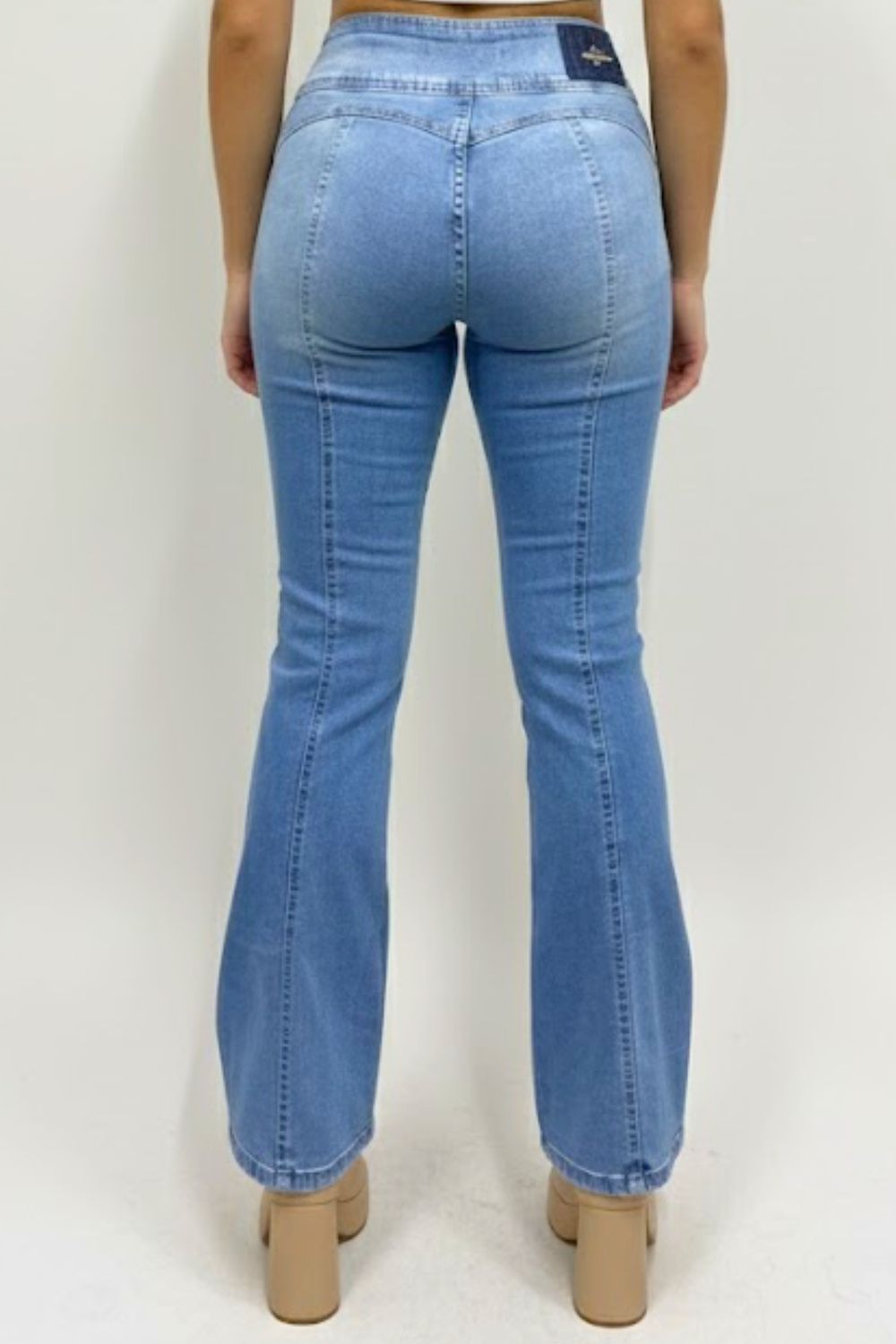 01054759_016_4-PG-CALCA-FEM-JEANS-FLARE-PREMIUM