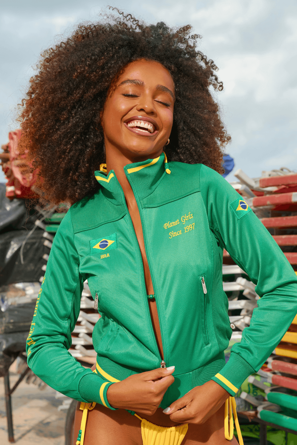 Jaqueta World Cup 2026 Brasil Planet Girls Verde 2